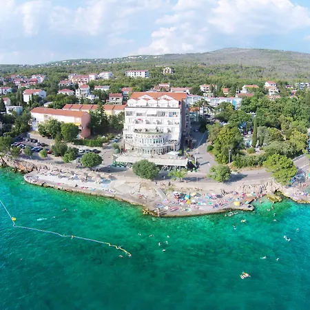 Marina Hotel