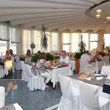 Marina Hotel Selce