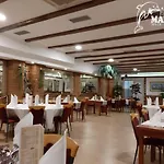 马里纳酒店 4* 塞尔瑟
