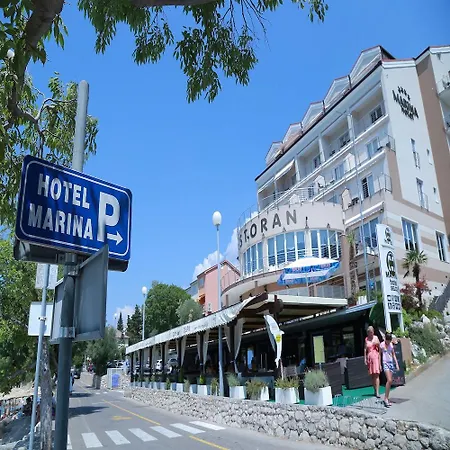Marina Hotel 4*