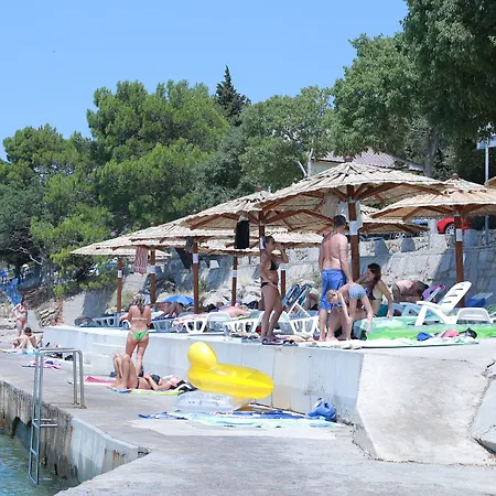 Marina Hotel