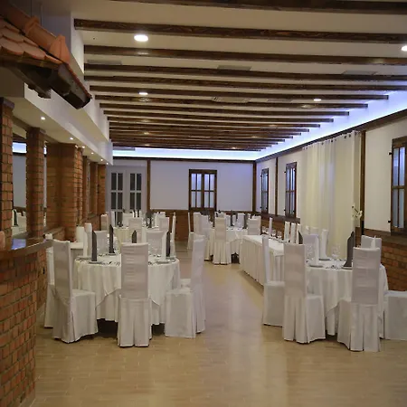 Marina Hotel