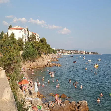 Marina Hotel