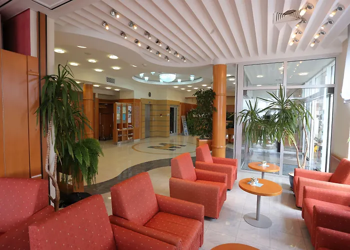 Marina فندق سيلتسي