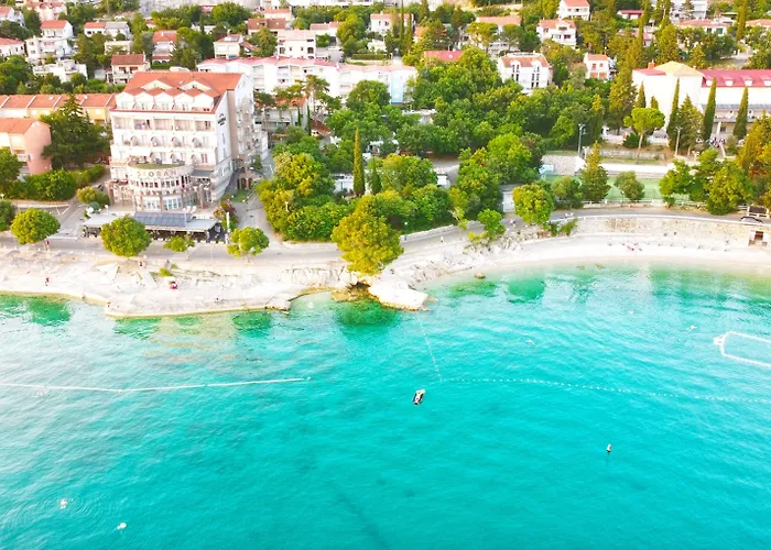 马里纳酒店 酒店