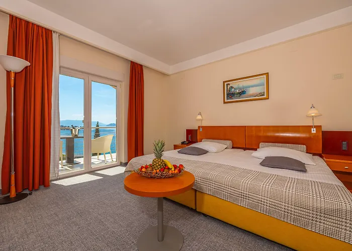 酒店 马里纳酒店 4*