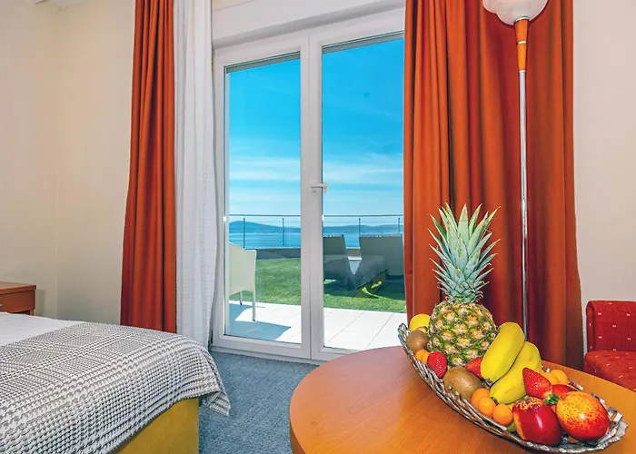 酒店 马里纳酒店 4*