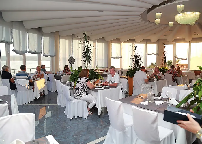 马里纳酒店 酒店 塞尔瑟