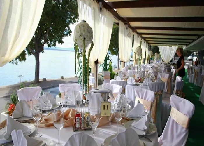 马里纳酒店 塞尔瑟